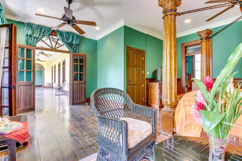 Colonial Suite @ Mahogany Hall San Ignacio Extérieur photo