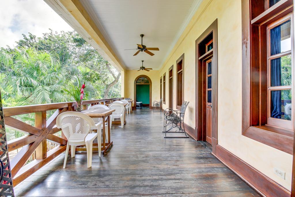 Colonial Suite @ Mahogany Hall San Ignacio Extérieur photo