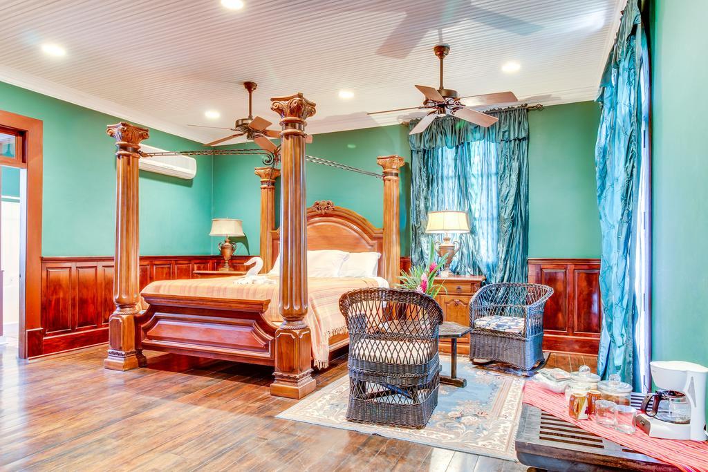 Colonial Suite @ Mahogany Hall San Ignacio Extérieur photo